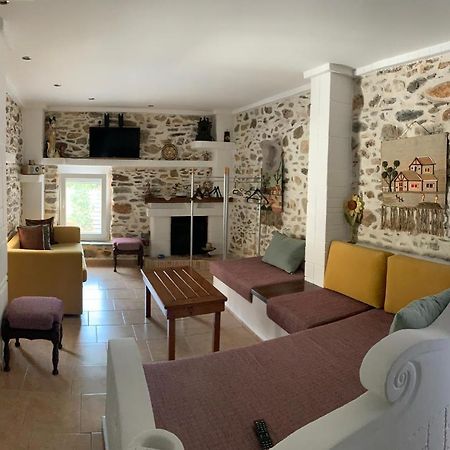 Sea&Stone Apartment Скала Сотирос Екстериор снимка