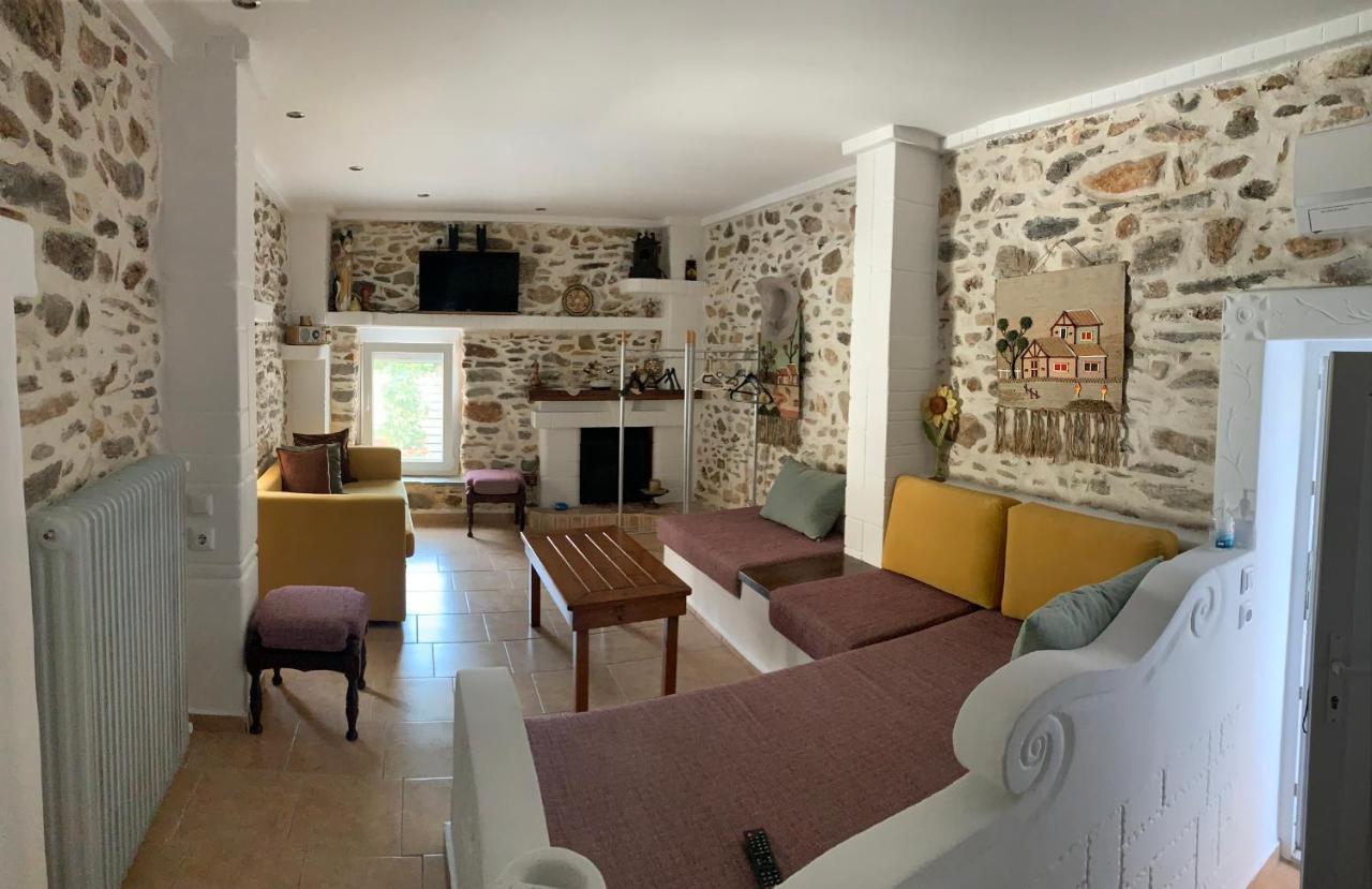 Sea&Stone Apartment Скала Сотирос Екстериор снимка